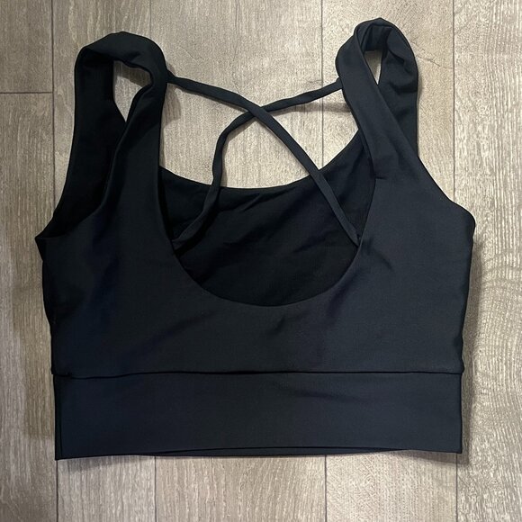 Exotica Athletica Scoop Neck crop - Picture 4 of 5